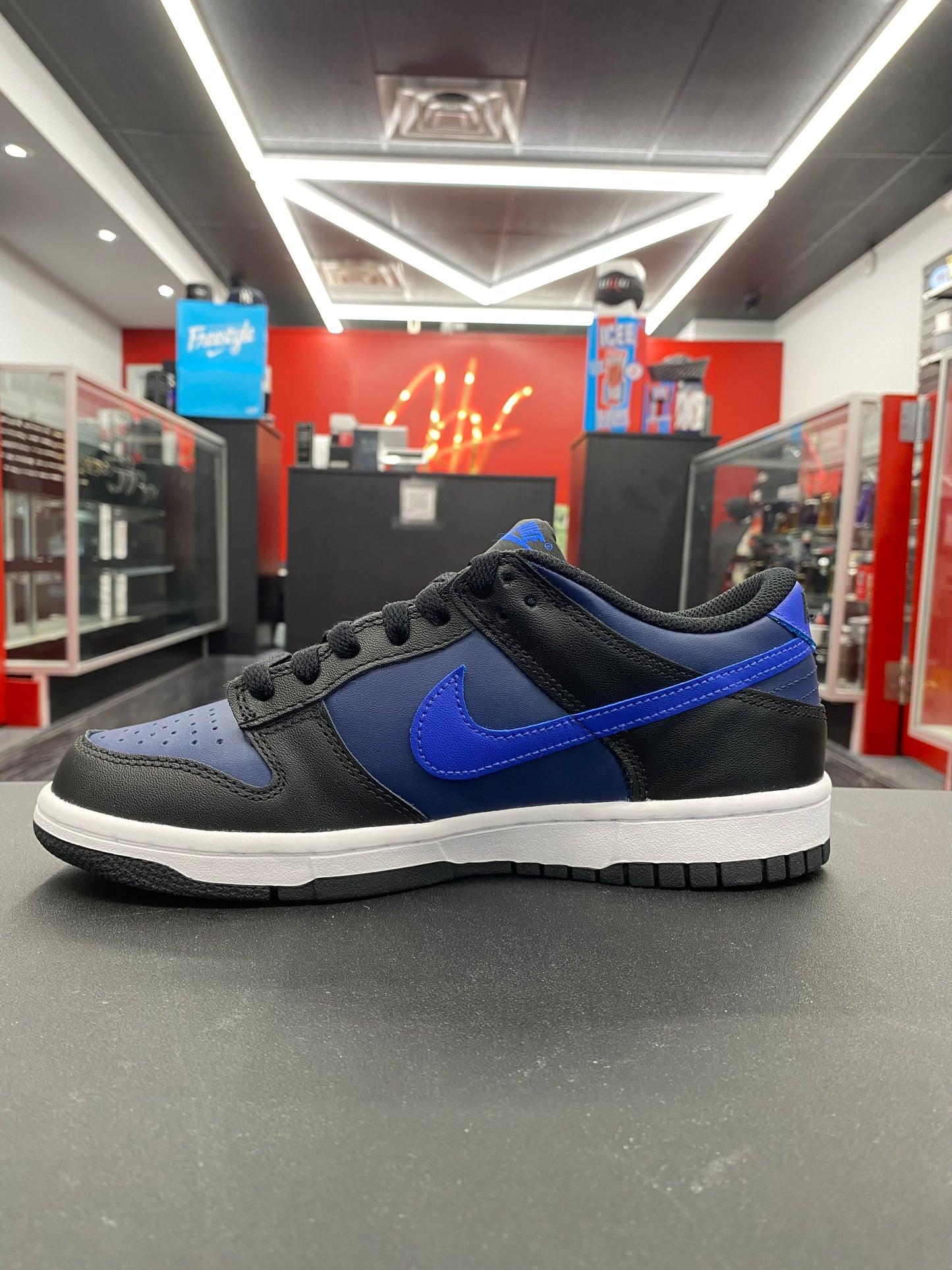 Nike Dunk Low “Midnight Navy” (GS)