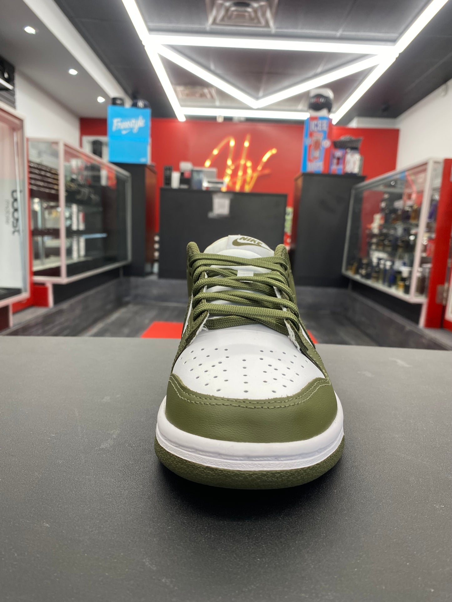W Nike Dunk Low “Medium Olive”