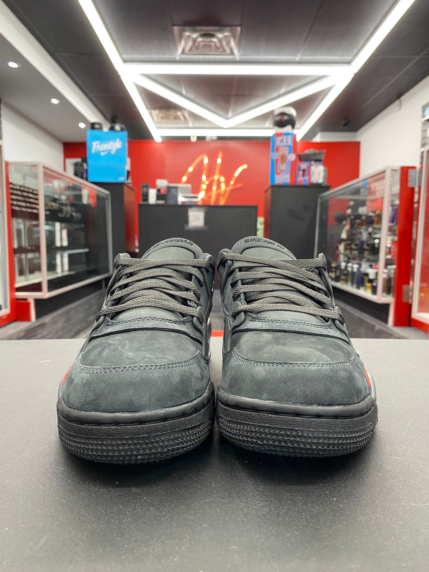 Air Jordan 4 RM SP “Nigel Sylvester Driveway Grey” (GS)
