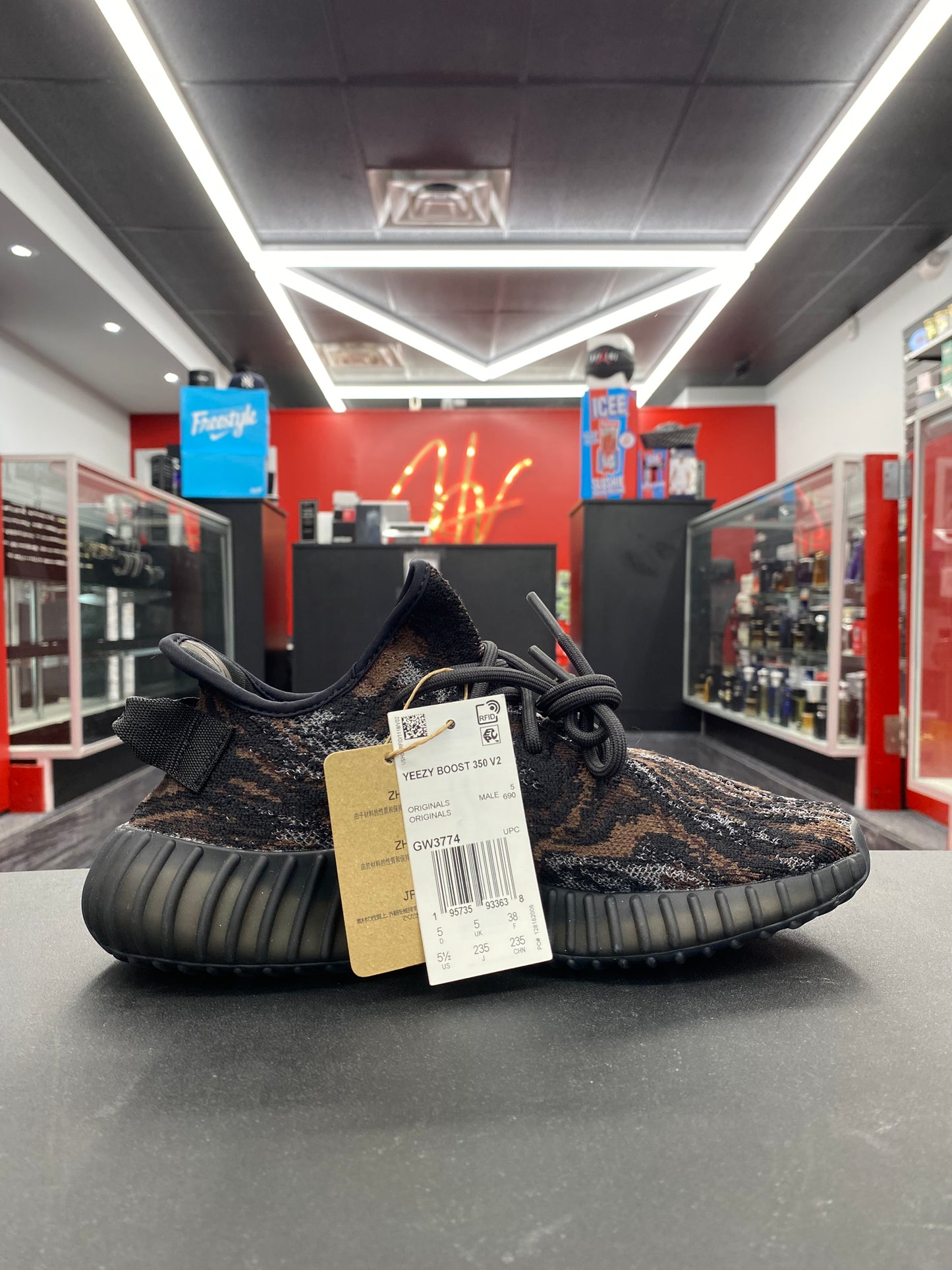 adidas Yeezy Boost 350 V2 “MX Rock”