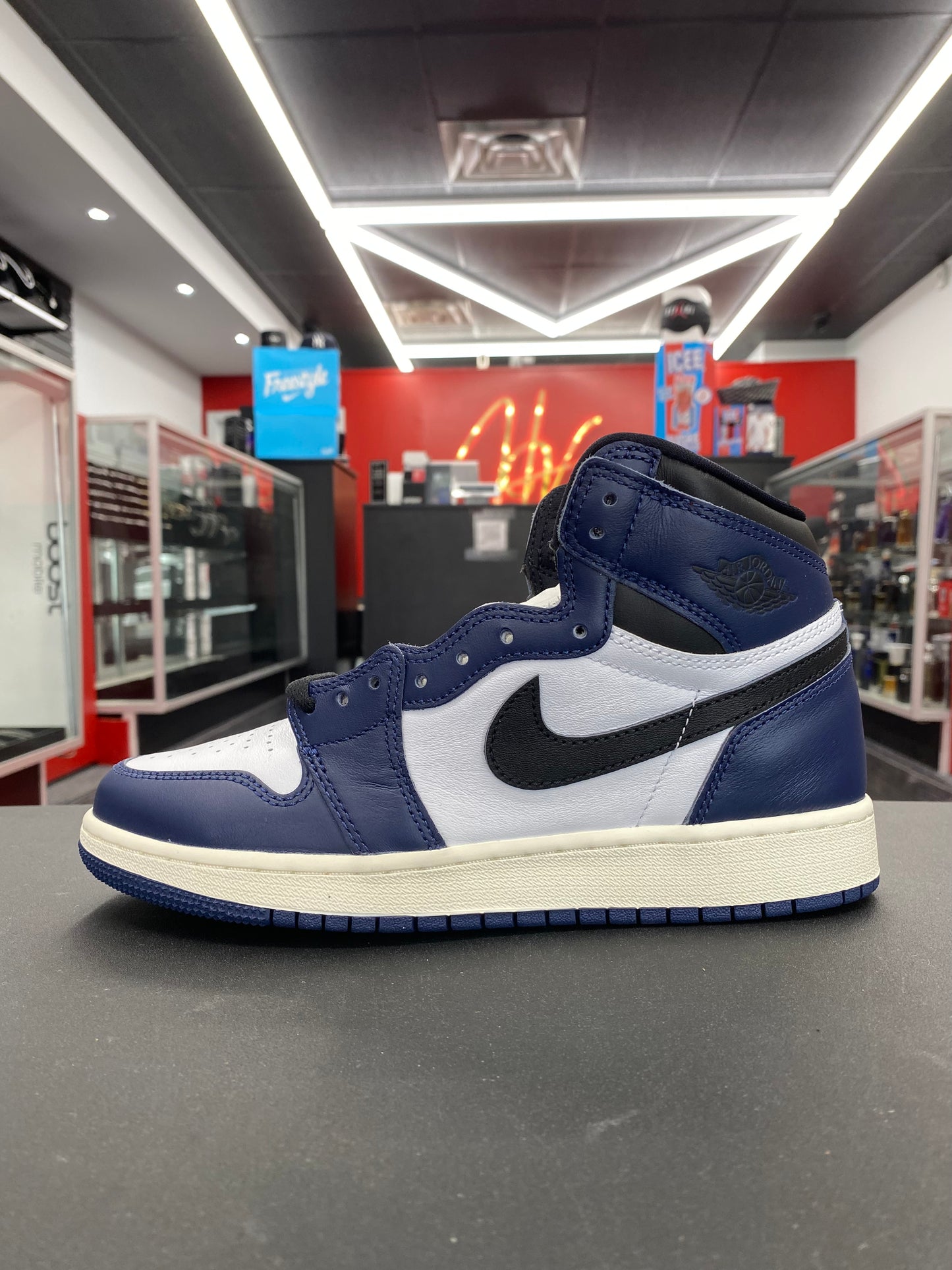 Air Jordan 1 Retro High OG “Midnight Navy” (GS)