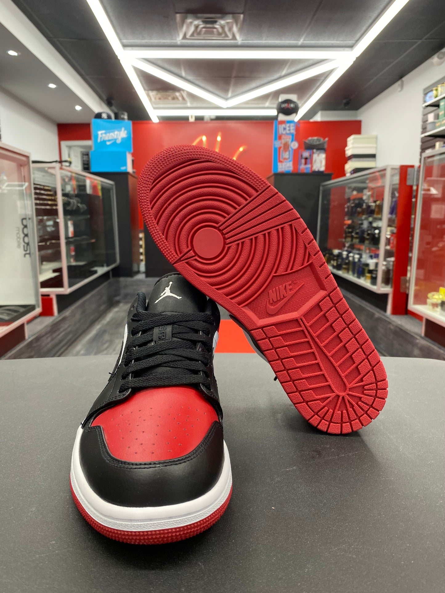 Air Jordan 1 Low “Bred Toe”