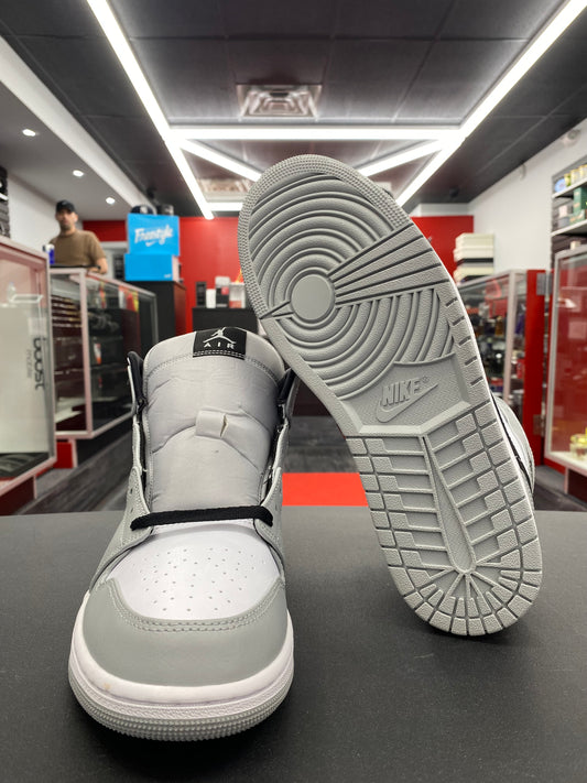 Air Jordan 1 Mid “Light Smoke Grey”