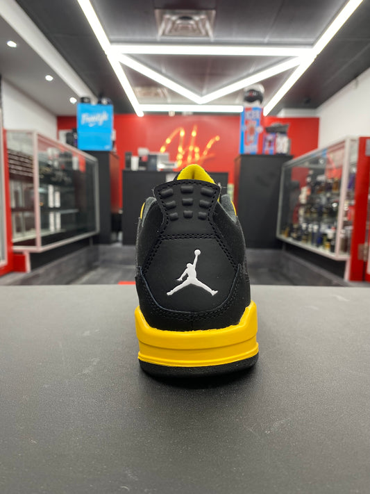 Air Jordan 4 Retro “Thunder” (PS)