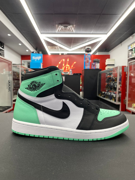 Air Jordan 1 Retro High OG “Green Glow”