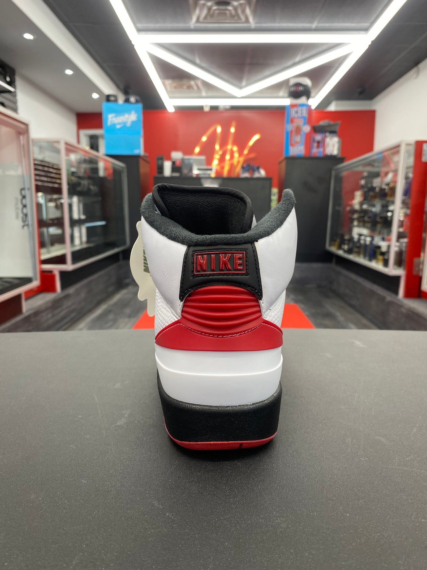 Wmns Air Jordan 2 Retro “Chicago”