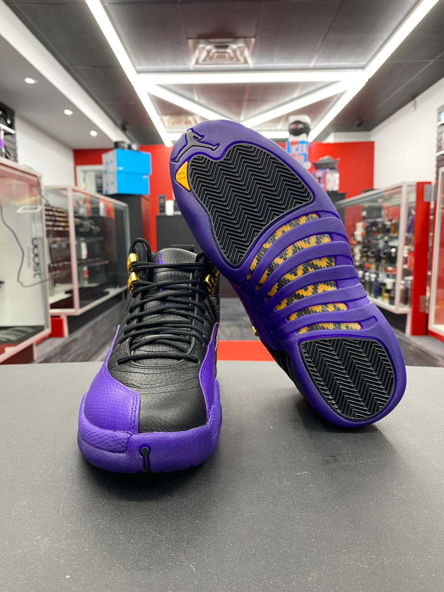 Air Jordan 12 Retro “Field Purple”