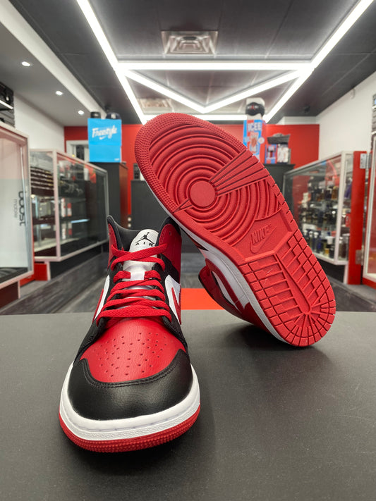 Wmns Air Jordan 1 Mid “Alternate Bred Toe”