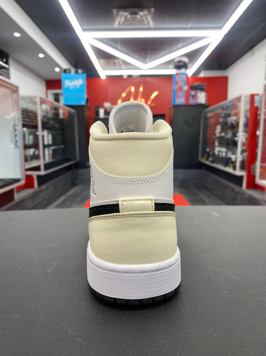 Wmns Air Jordan 1 Mid “Coconut Milk”