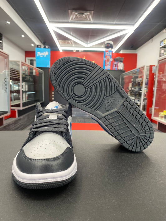 Wmns Air Jordan 1 Low “Anthracite Industrial Blue”